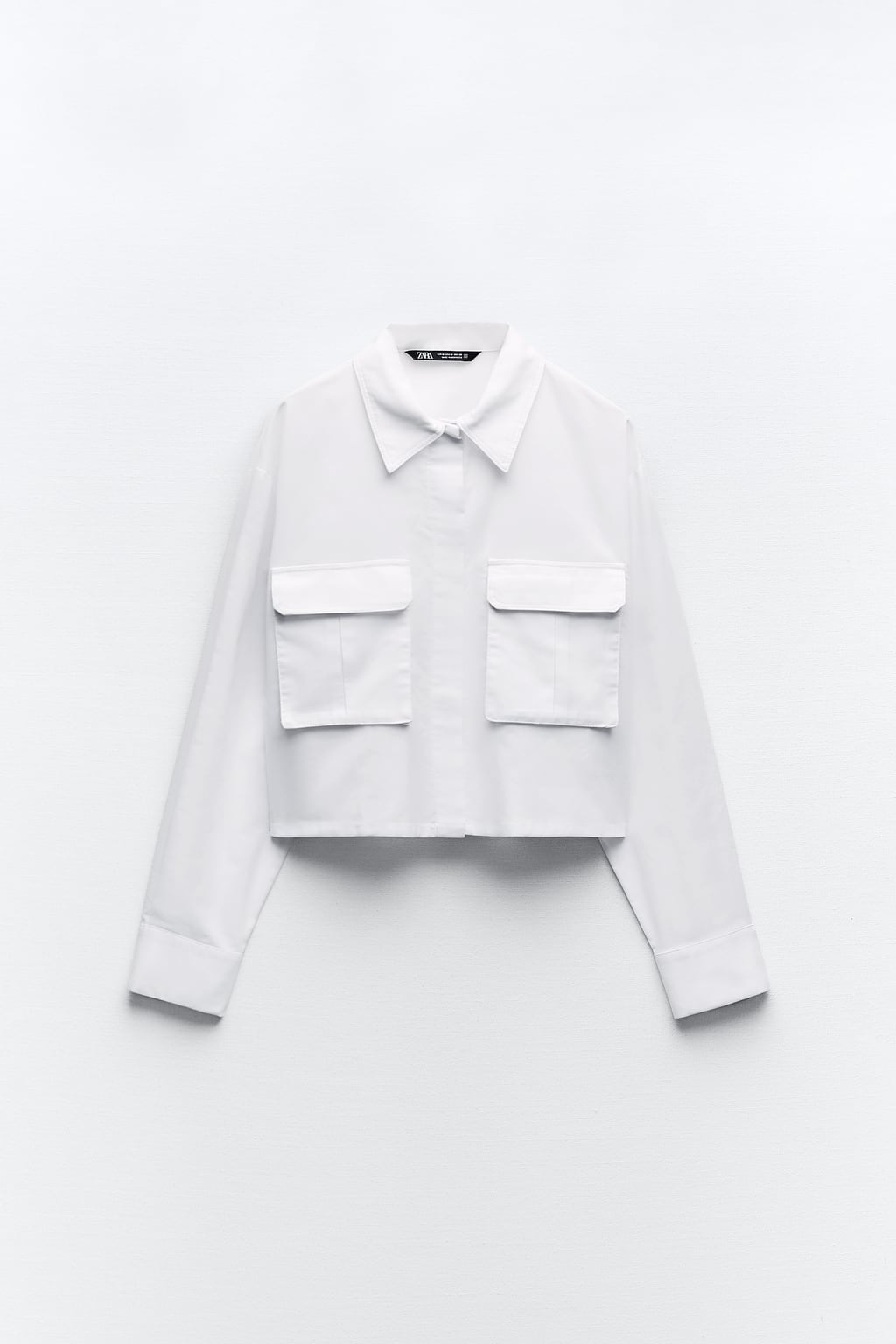 

Оксфордская рубашка с карманами ZARA, белый