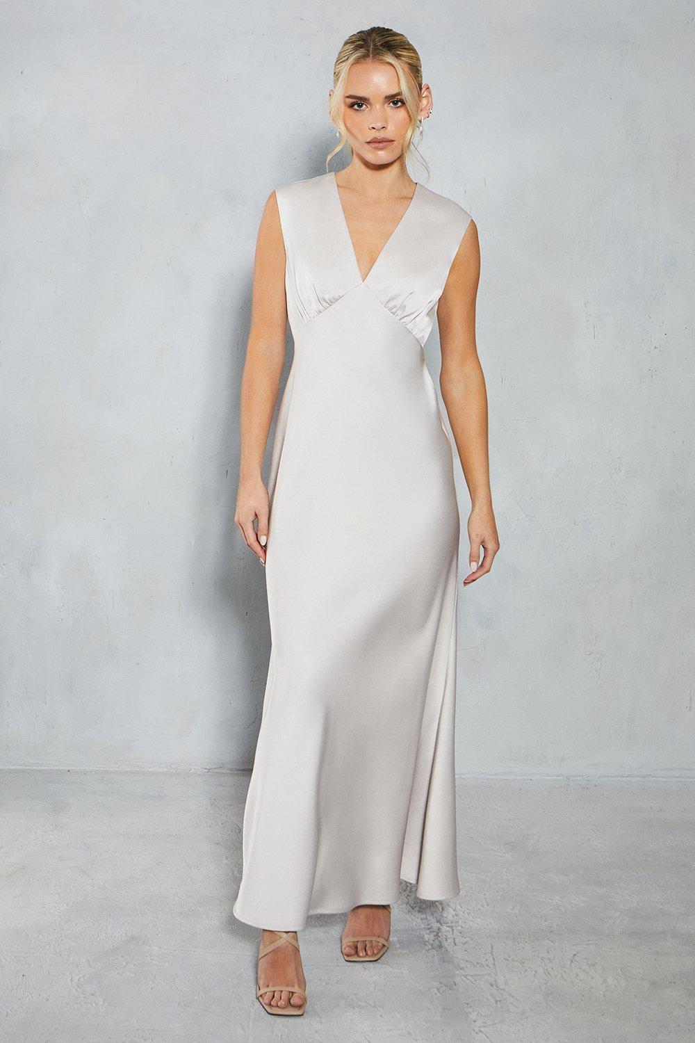 Миниатюрное атласное платье макси с открытой спиной для подружек невесты Oasis, серебро