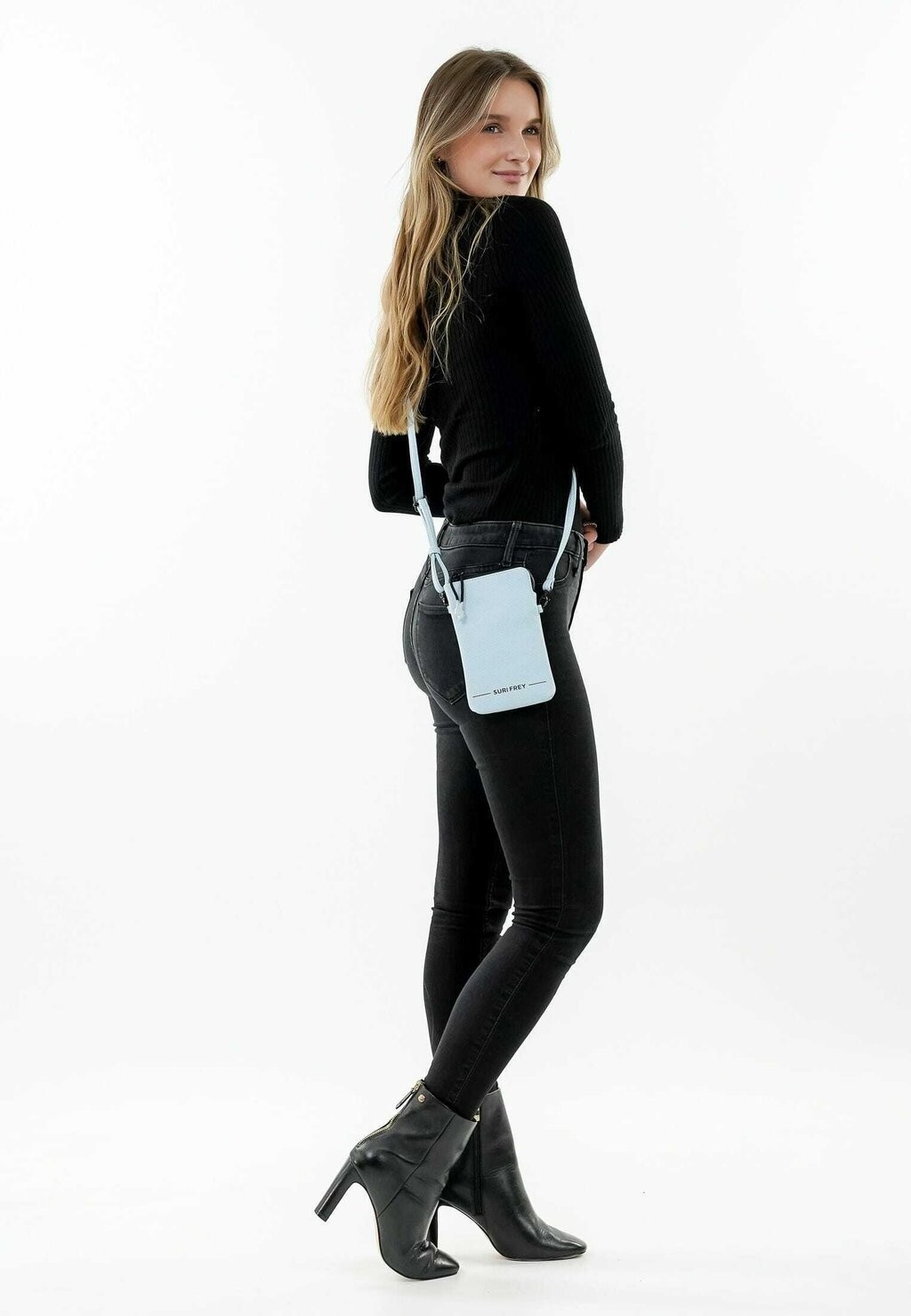 

Сумка через плечо SFY CINDY SURI FREY, цвет lightblue