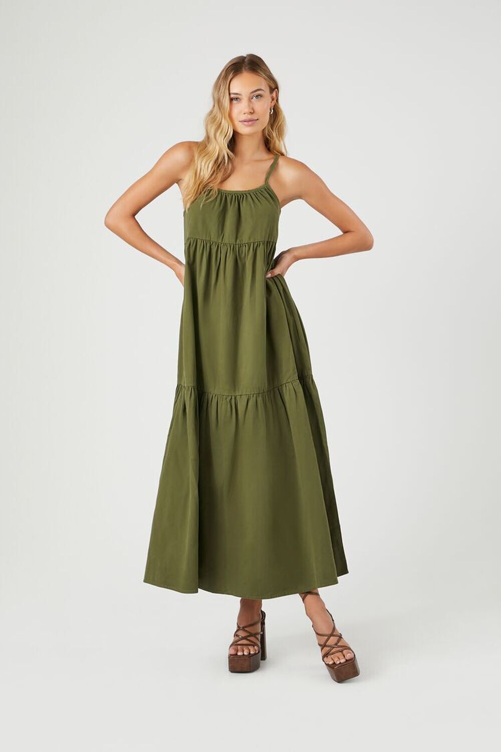 

Многоярусное платье-миди на бретельках Forever 21, оливковый