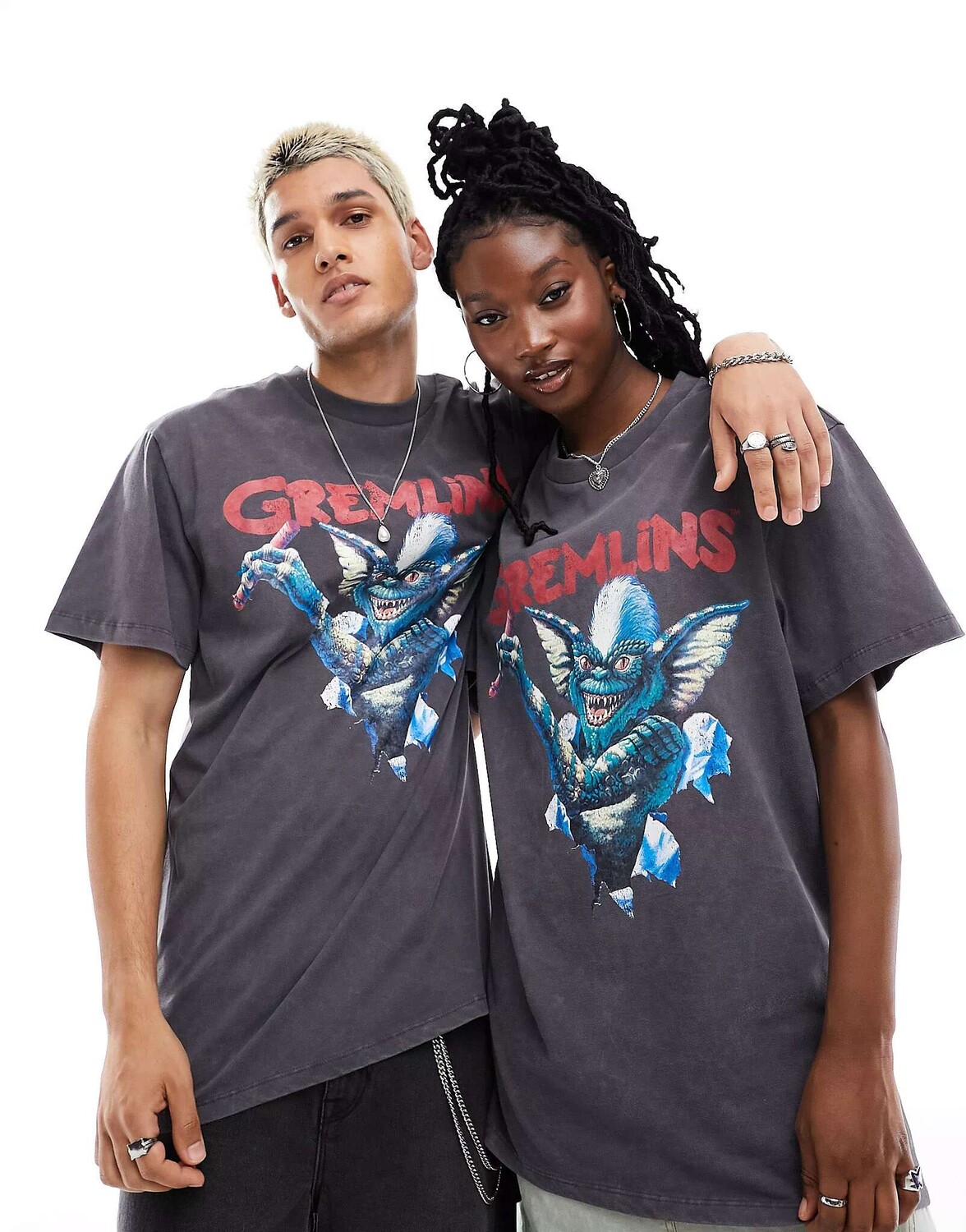 

Футболка унисекс Gremlins с лицензией Reclaimed Vintage темно-серого цвета, Серый
