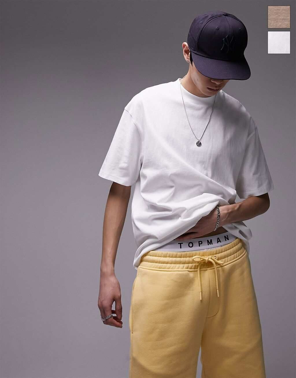 

Комплект оверсайз-футболок Topman 2 бело-каменных цветов