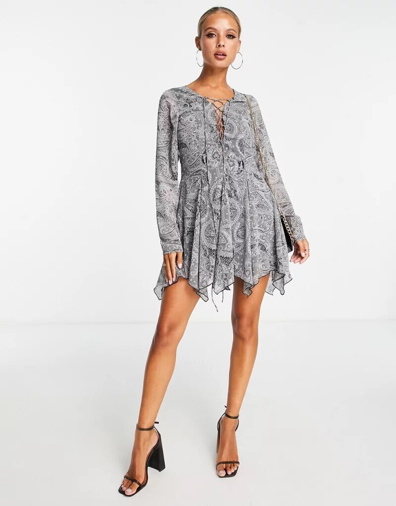 

Платье мини со шнуровкой спереди ASOS
