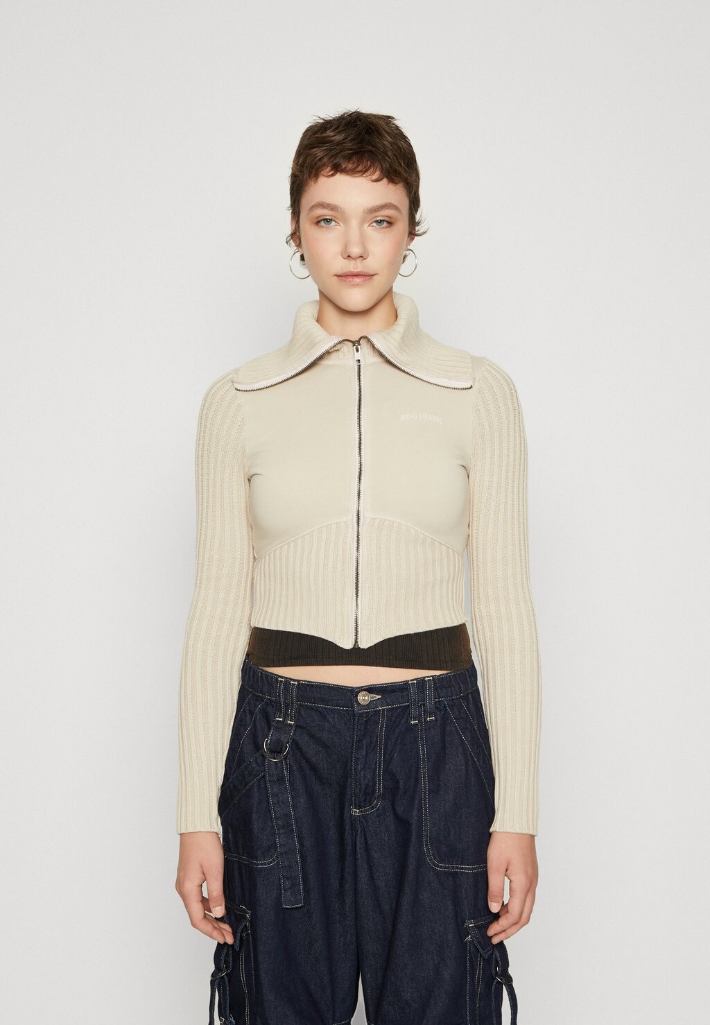 

Толстовка на молнии BDG Urban Outfitters THEA ZIP TRACK, экрю