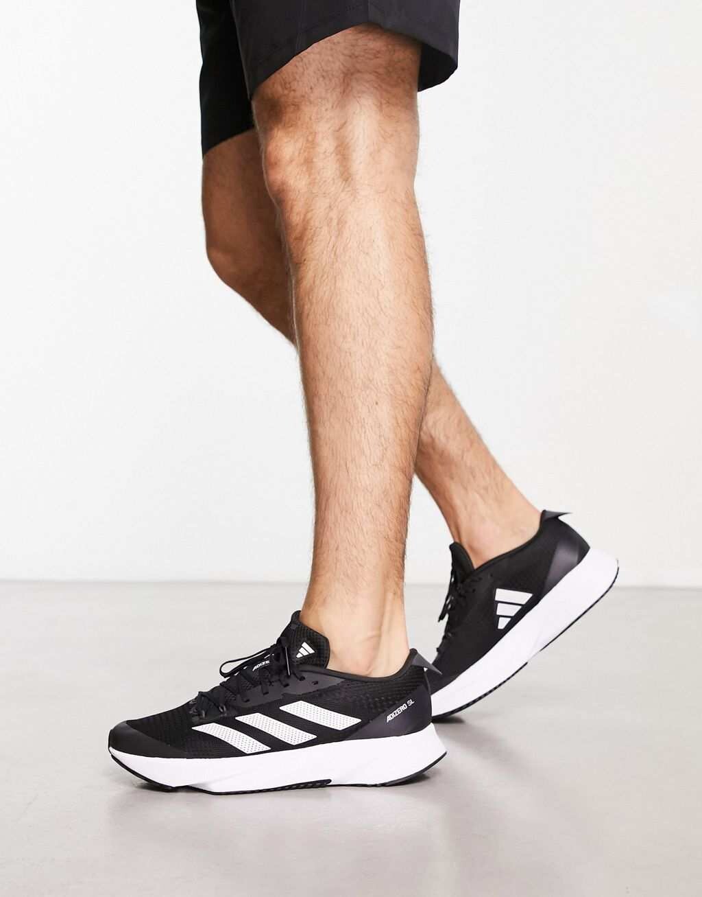 

Черно-белые кроссовки adidas Running Adizero SL20, Черный