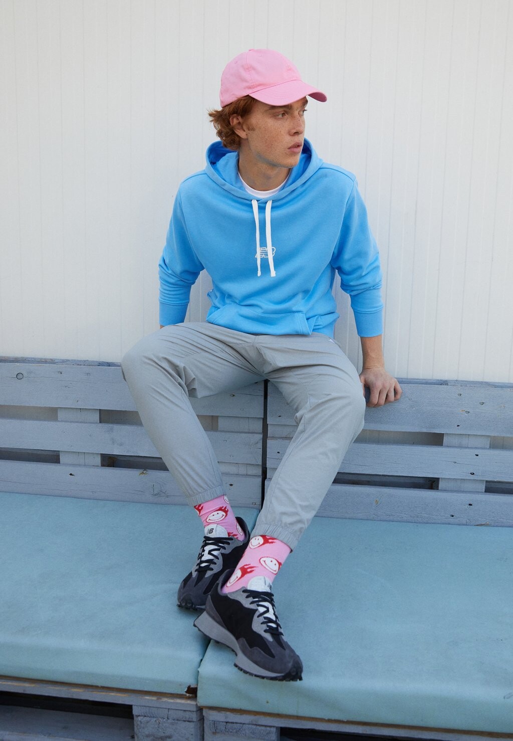 

Худи New Balance