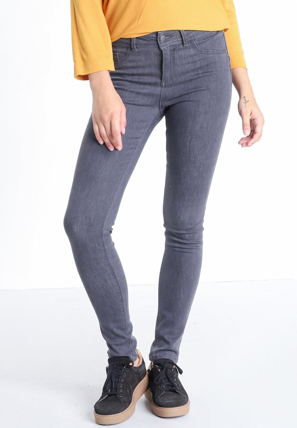 

Джинсы скинни BONOBO Jeans