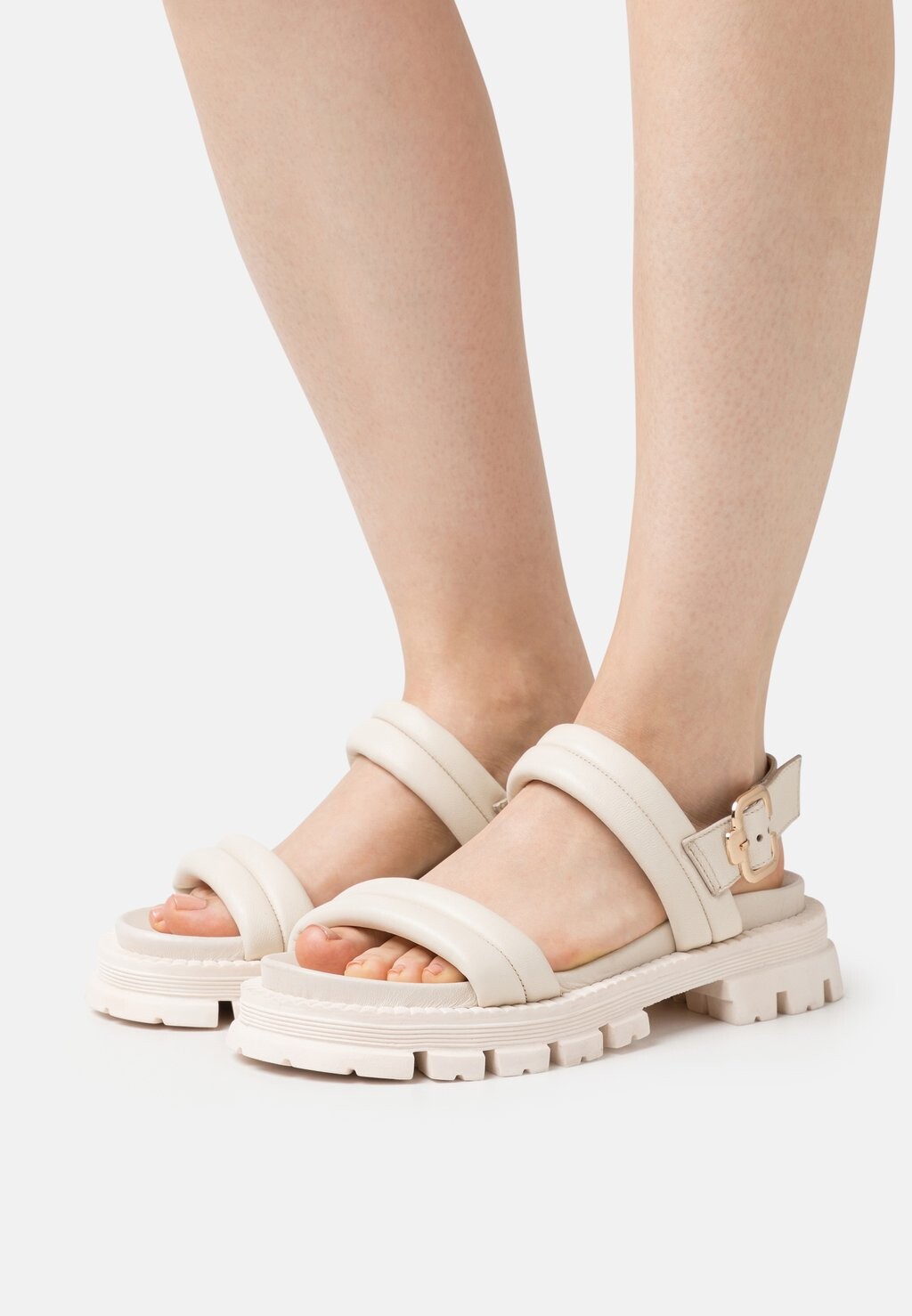 

Босоножки на платформе Copenhagen Shoes, бежевый