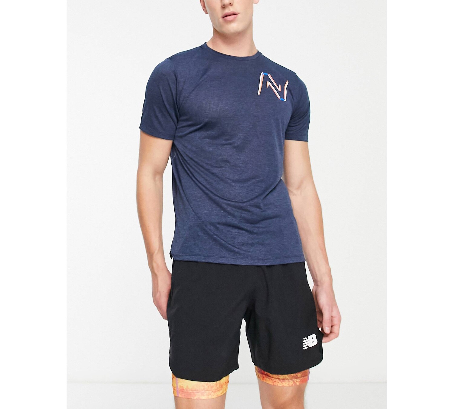 

Синяя футболка New Balance Impact Run с контрастным логотипом, Синий