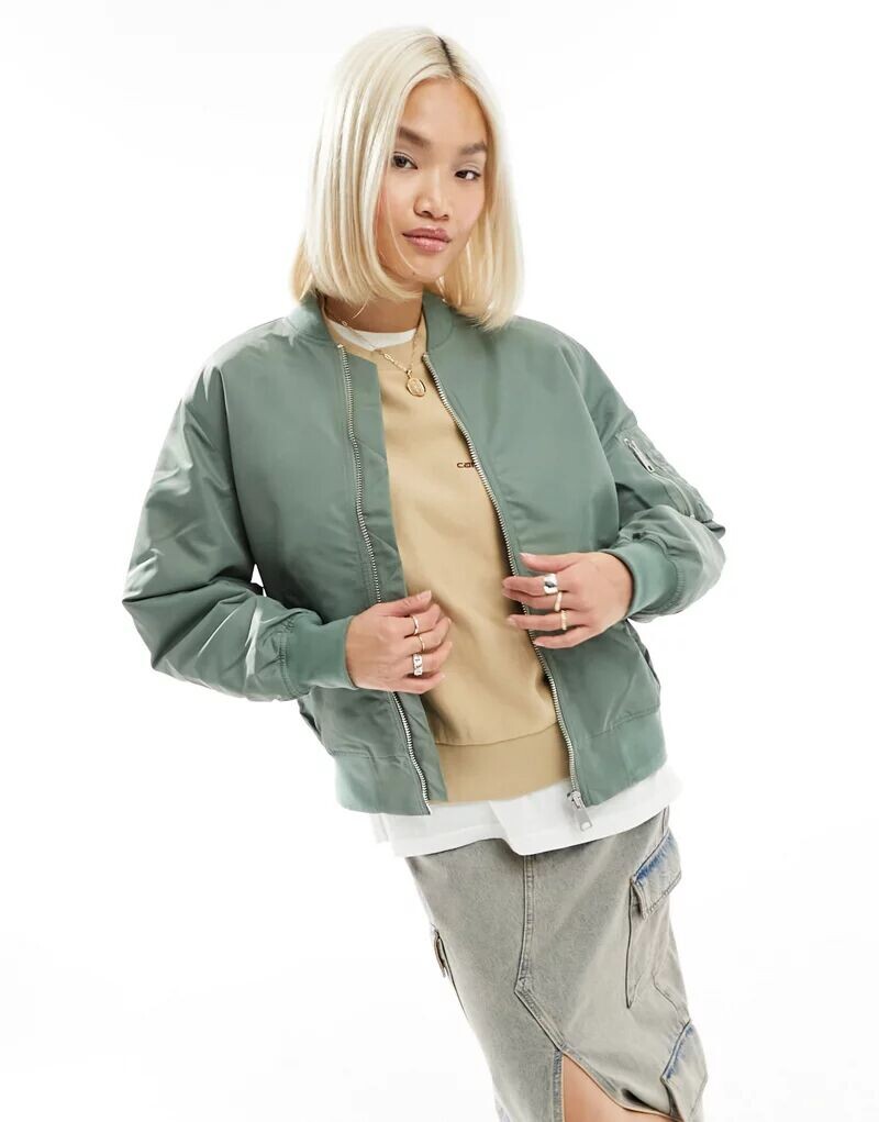 

Зеленый бомбер Carhartt WIP Otley