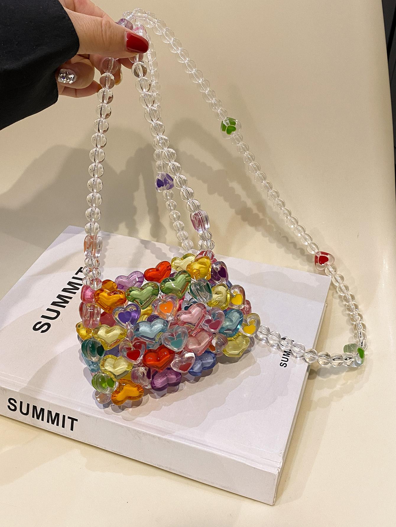 цена Мини-форма сердца вышитая бисером квадратная сумка с цветными блоками модная, многоцветный