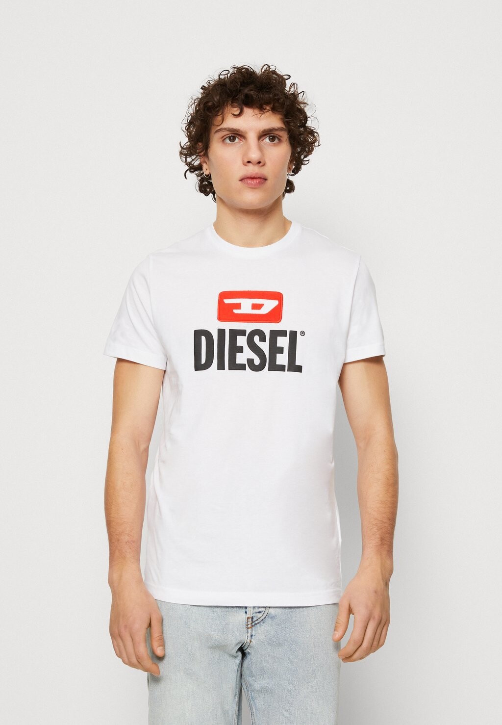 

Футболка с принтом Diesel