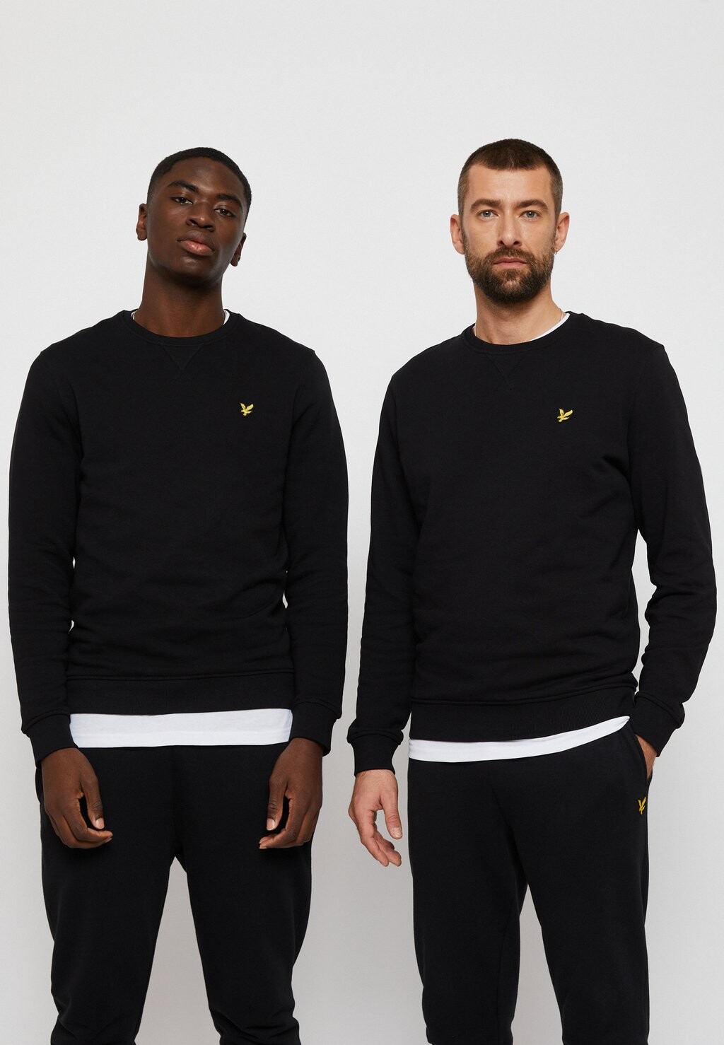 

Толстовка Lyle & Scott, черный