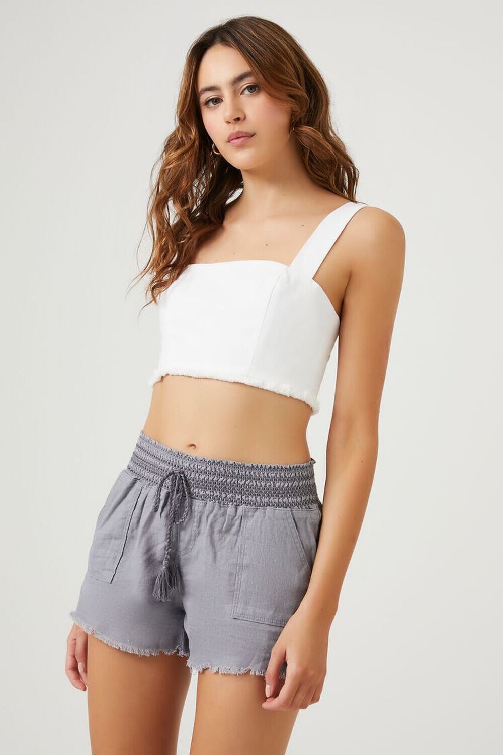 

Шорты со сборками и кисточками Forever 21, синий