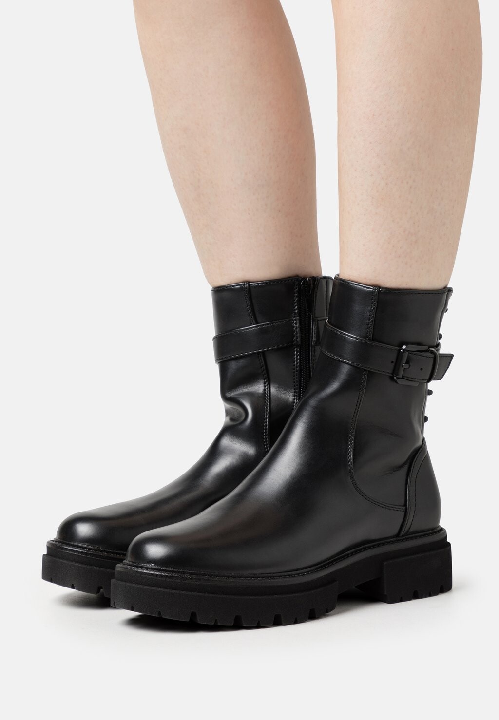 

Ботинки на платформе ONLY SHOES, цвет black