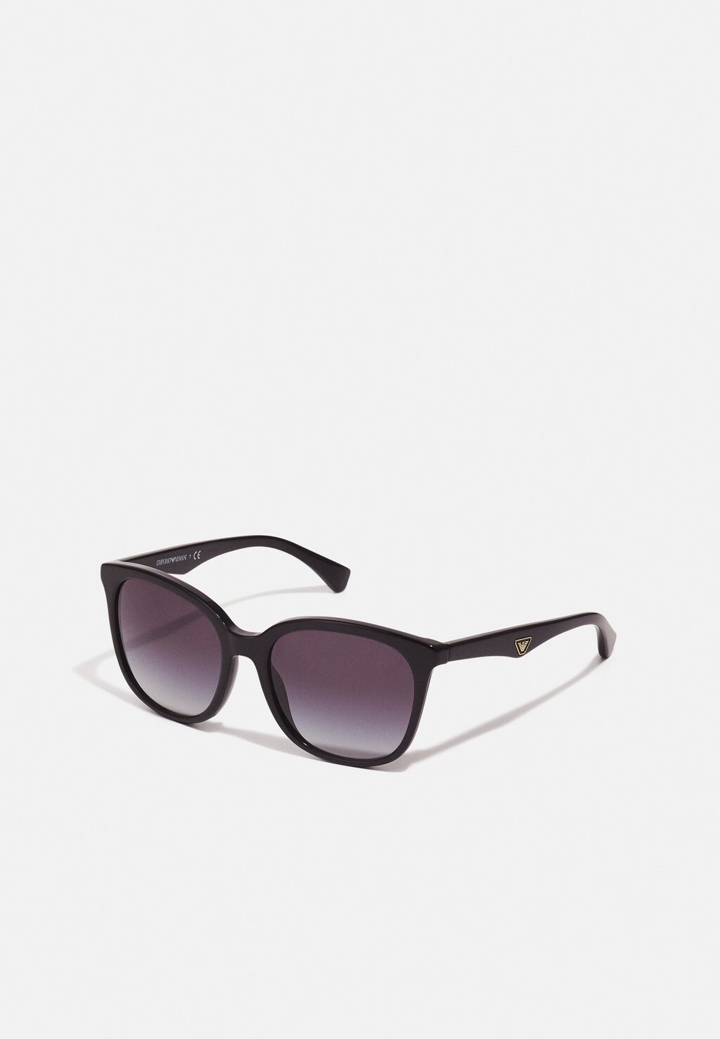 

Солнцезащитные очки Emporio Armani, черный
