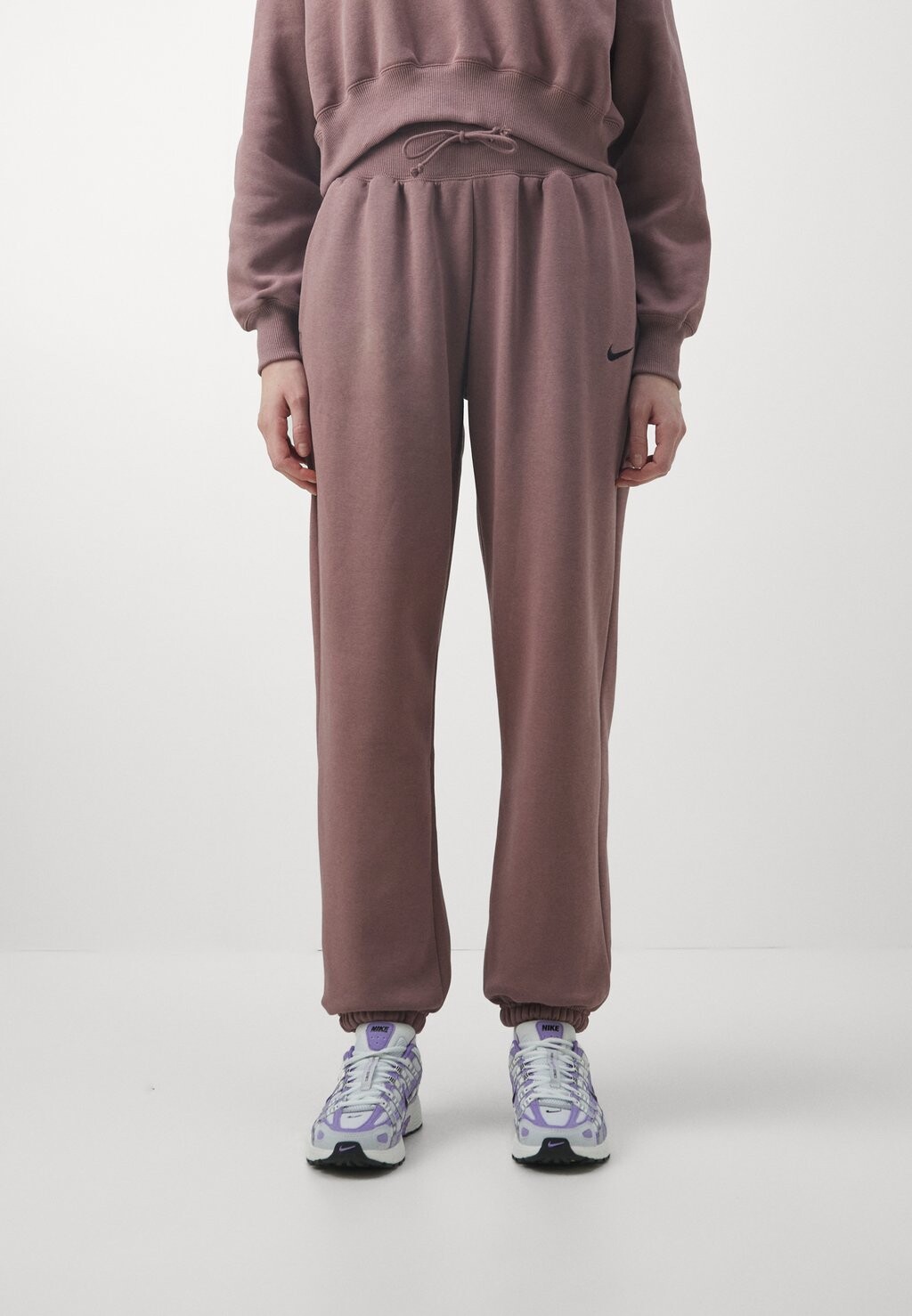

Спортивные брюки Pant Nike, цвет smokey mauve/black