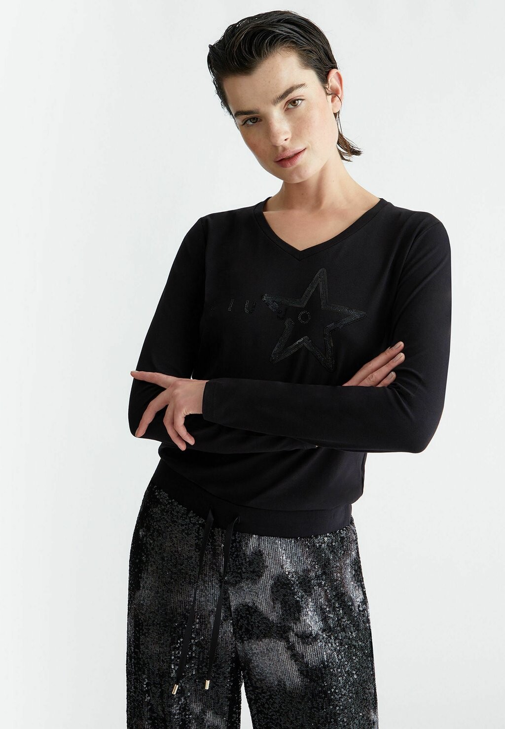

Топ с длинными рукавами WITH STAR AND LOGO Liu Jo Jeans, черный