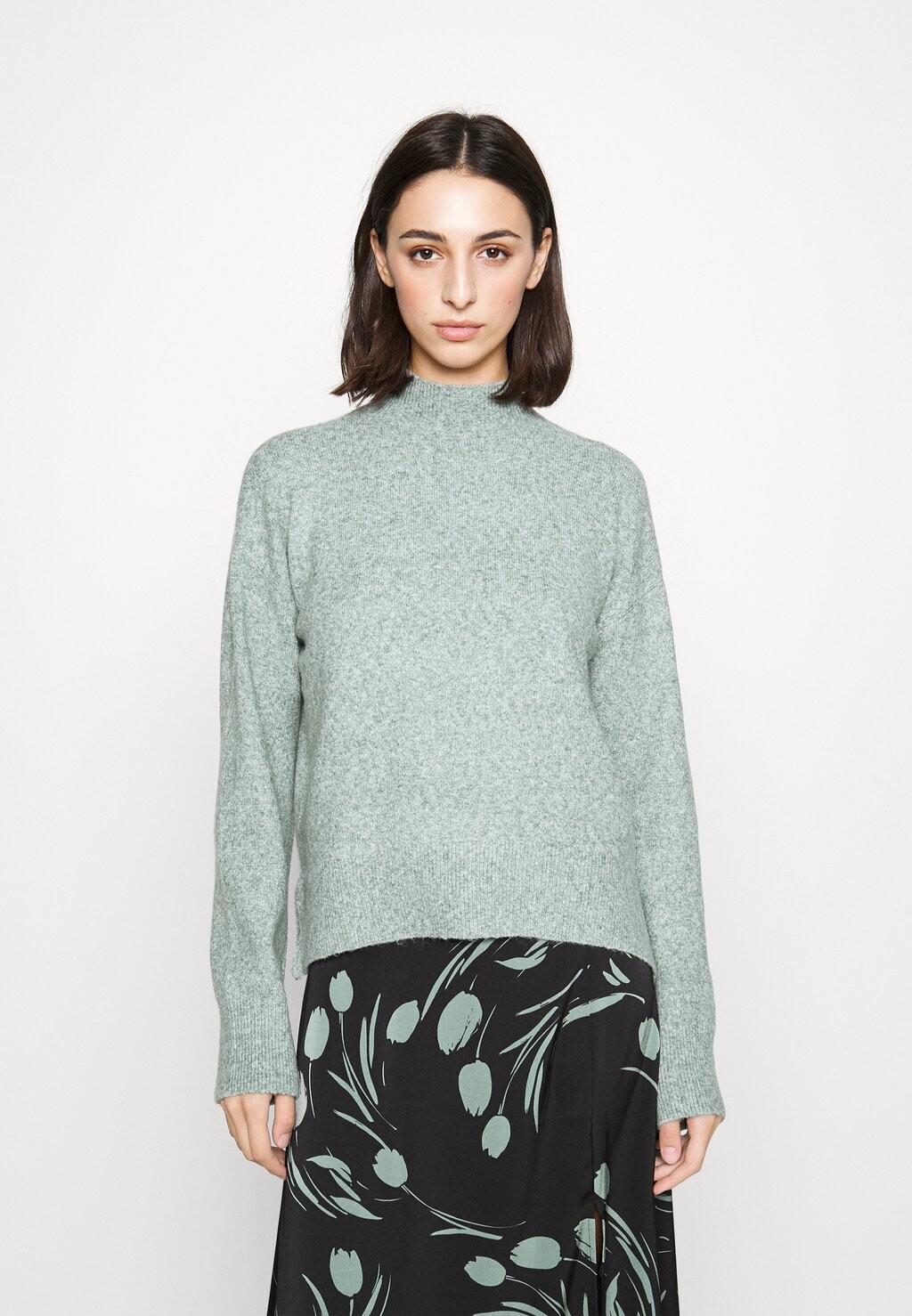 

Свитшот Vero Moda VMDOFWOOL, цвет dark forest melange