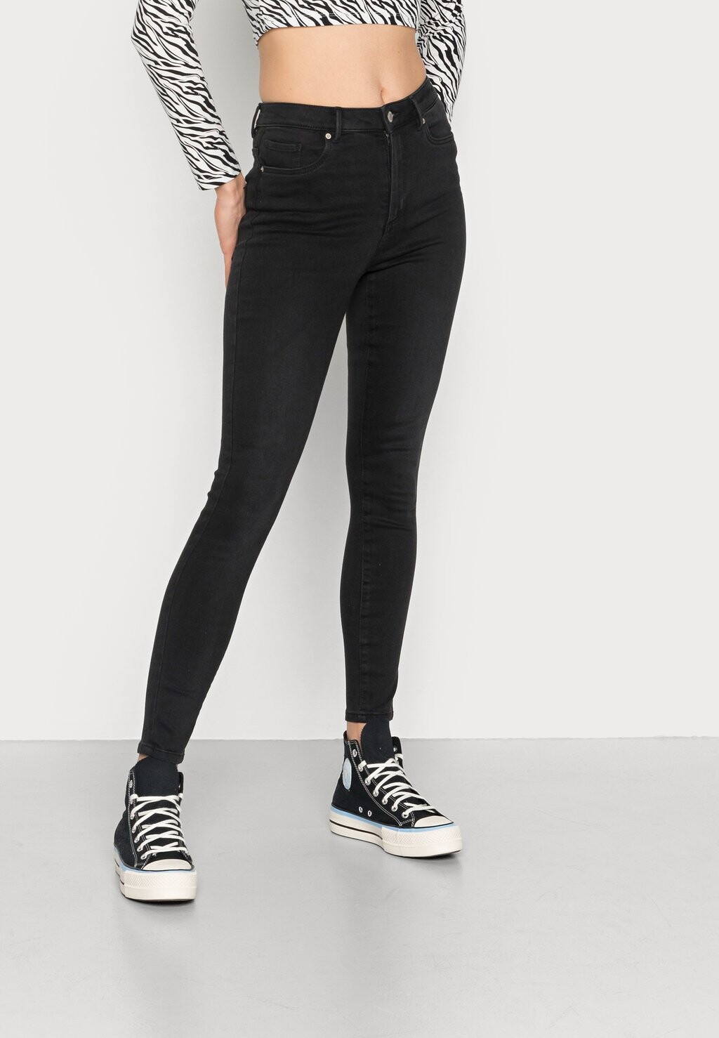 

Джинсы Skinny Fit Vero Moda