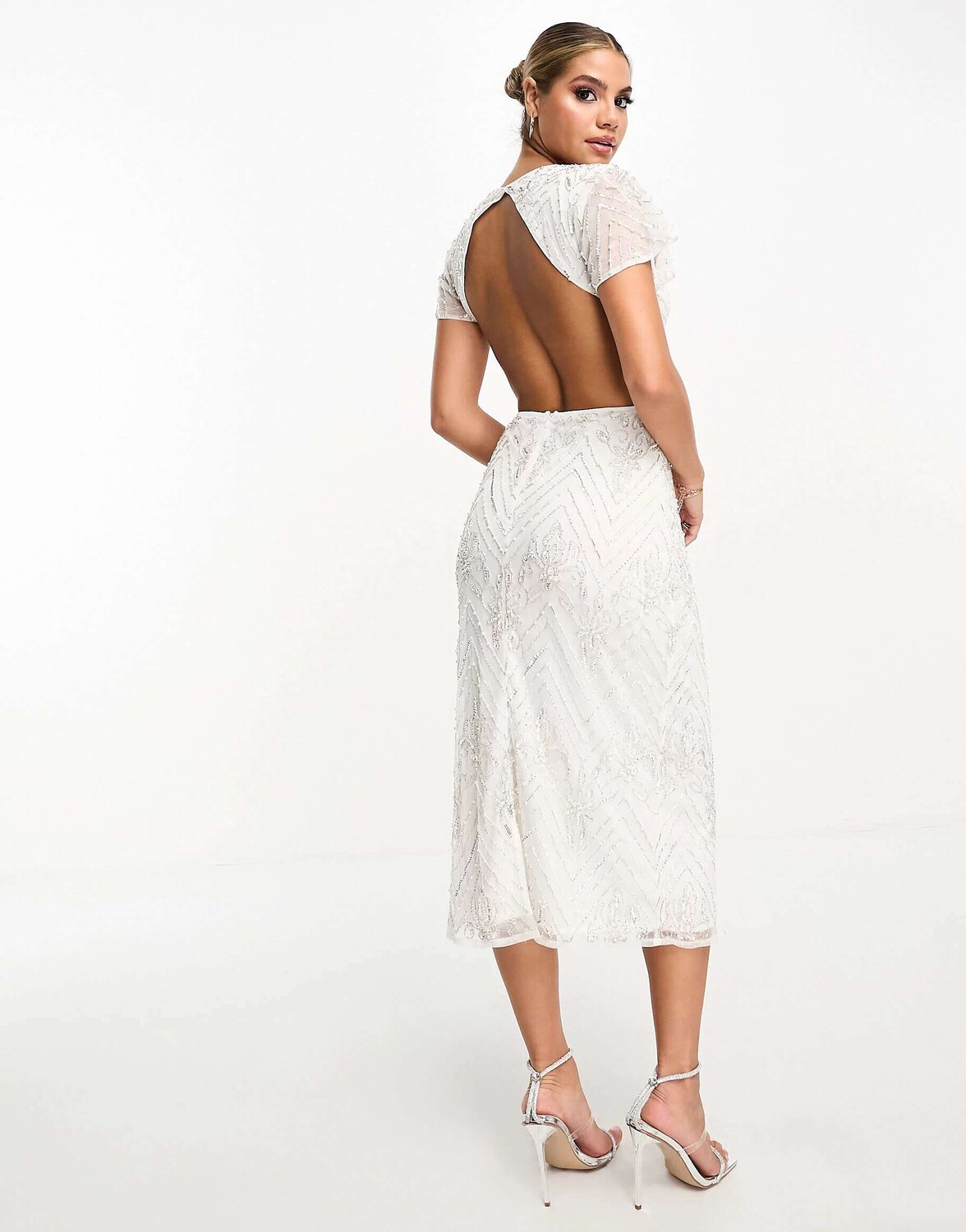 

Beauut Bridal Платье миди с открытой спиной и декором цвета слоновой кости