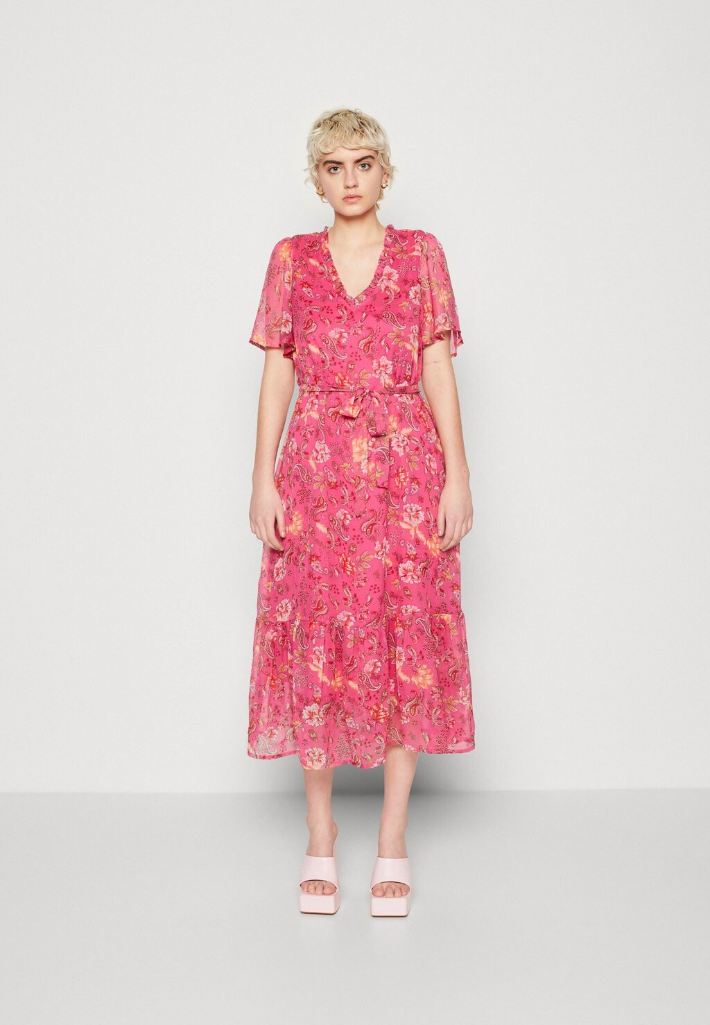 

Повседневное платье Vero Moda