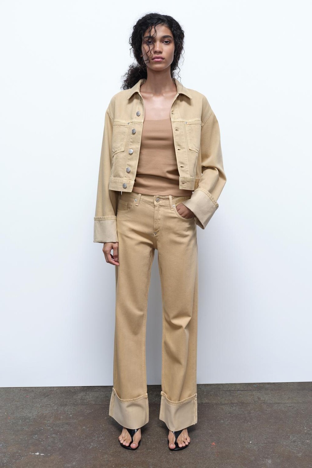 

Хлопковый топ с брязками ZARA, бежево-розовый