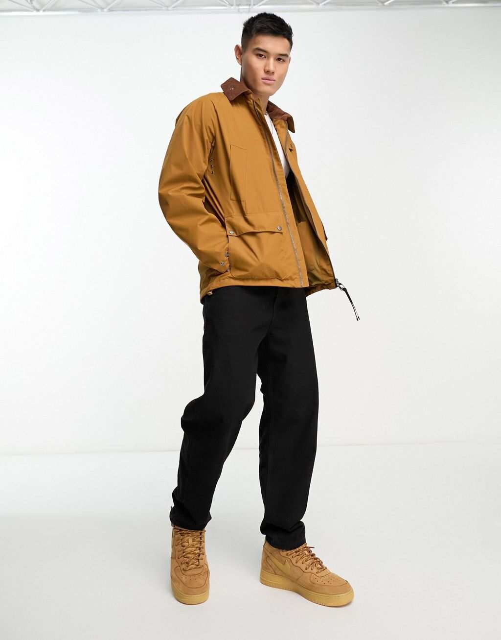 

Летняя непромокаемая куртка цвета корицы Barbour Beacon Bedale