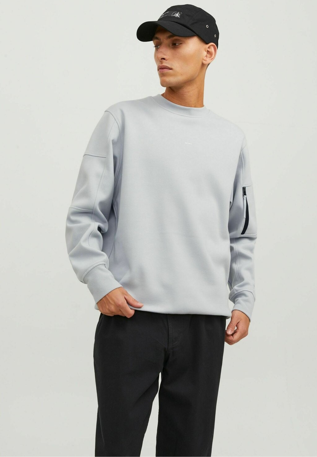 

Толстовка JCOSHADE CREW NECK Jack & Jones, высокая посадка