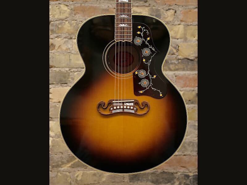 

Акустическая гитара Gibson SJ-200 Original 2019 - Present - Vintage Sunburst
