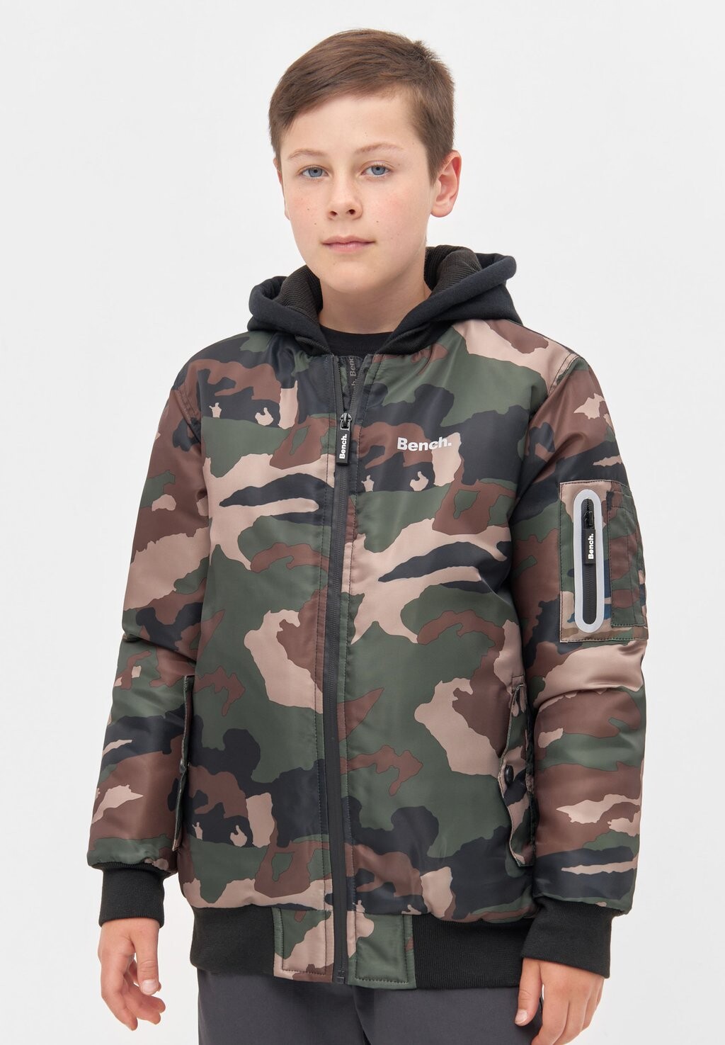 

Зимнее пальто BOMPER Bench, цвет khaki camo