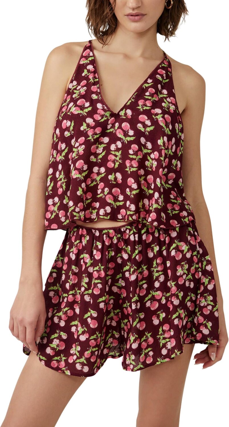 

Стоит установить Free People, цвет Blackberry Combo