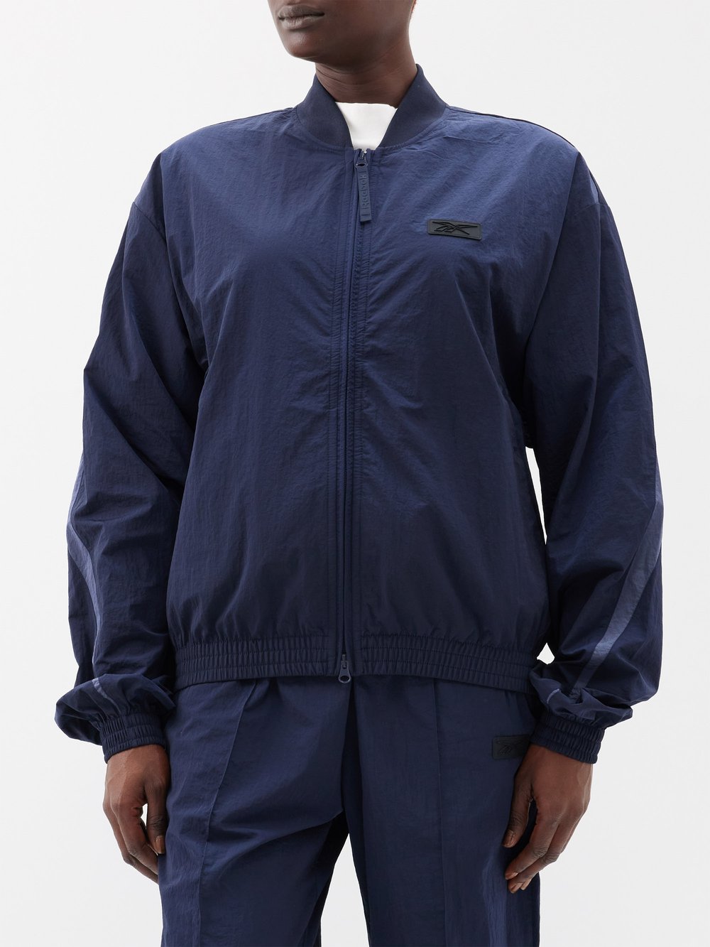 Спортивная куртка из нейлона с мятыми вставками Reebok, синий темно синяя кожаная куртка бомбер со вставками boss