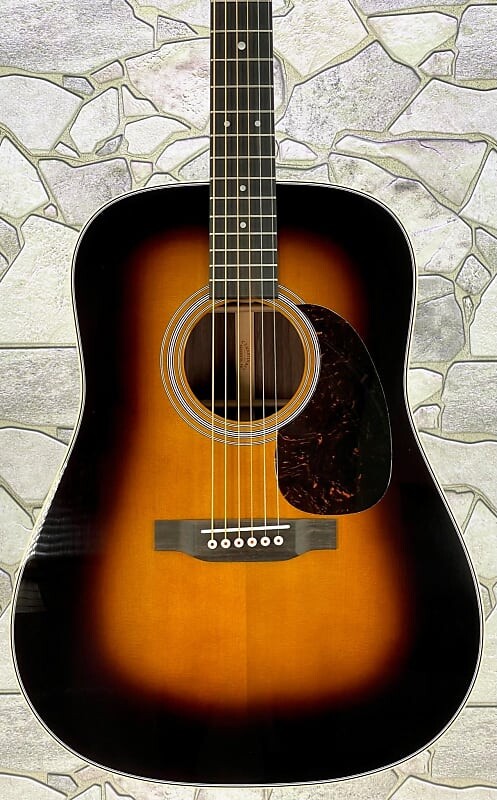 

Акустическая гитара Martin D28 Sunburst 1935 with Case