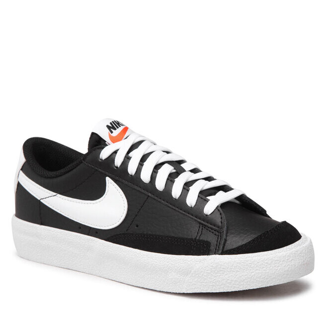 

Кроссовки Nike BlazerLow, черный