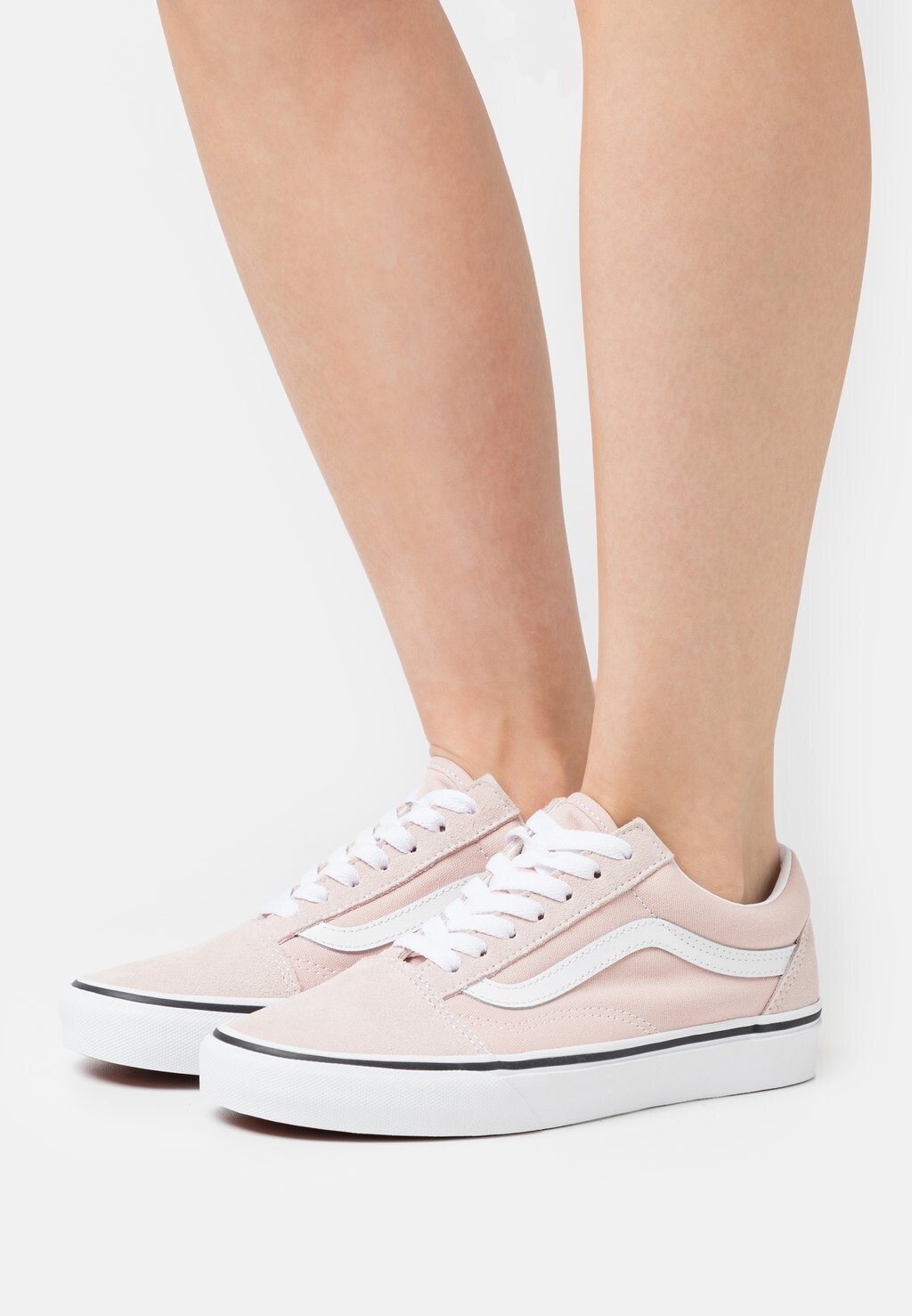 

Кроссовки Vans
