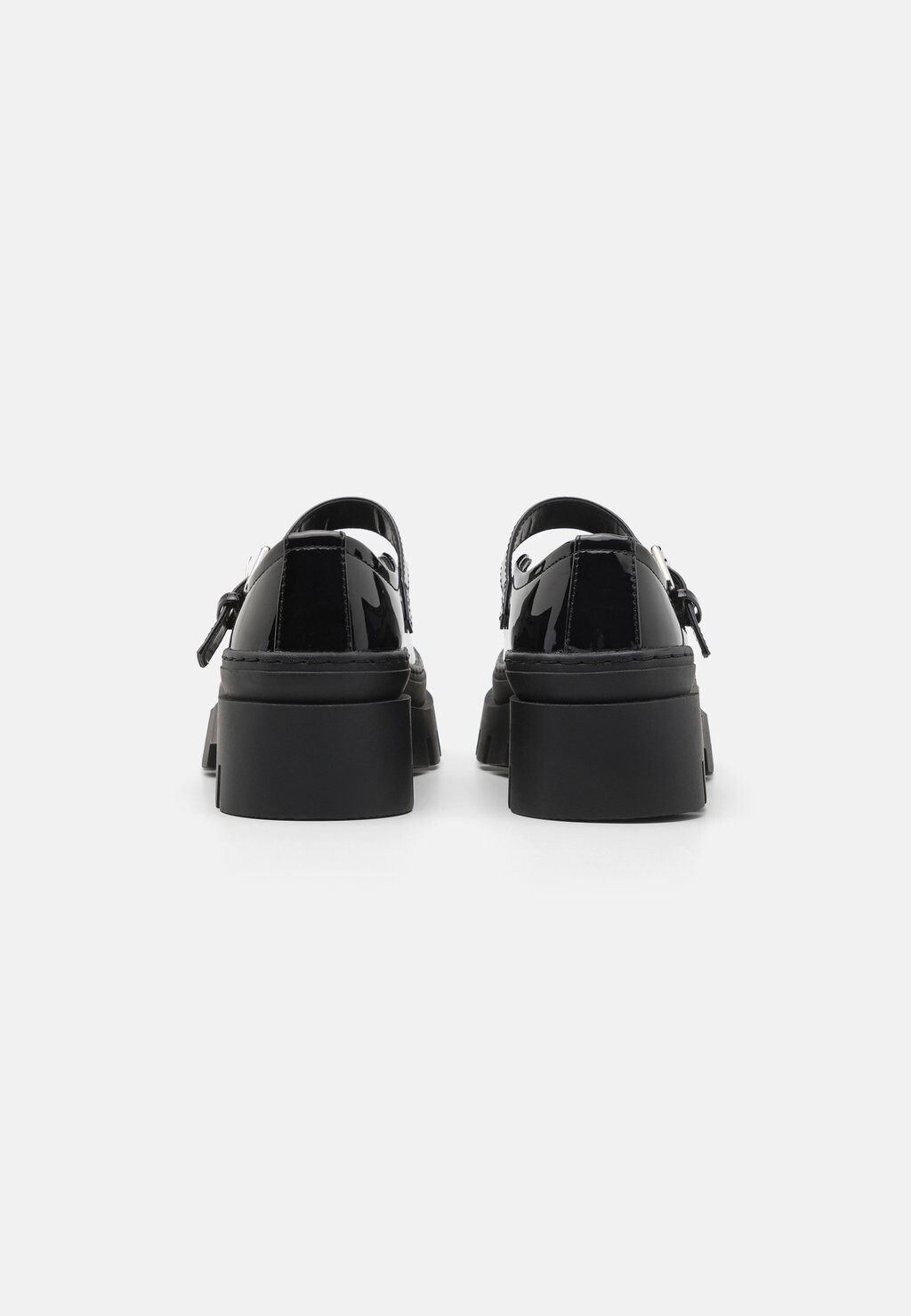 

Туфли на платформе Even&Odd, черный
