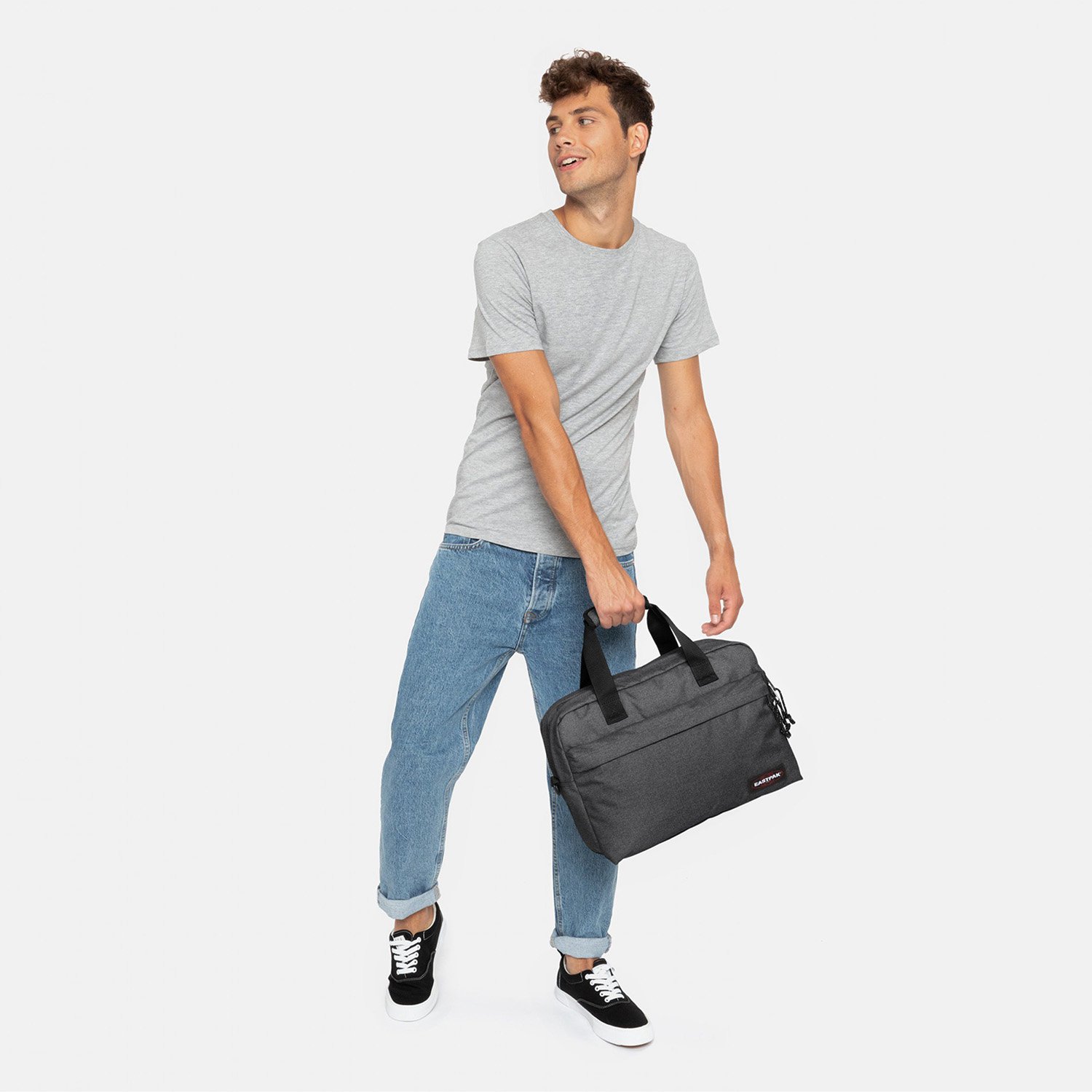 

Сумка для ноутбука Eastpak Bartech 16 38 cm, черный