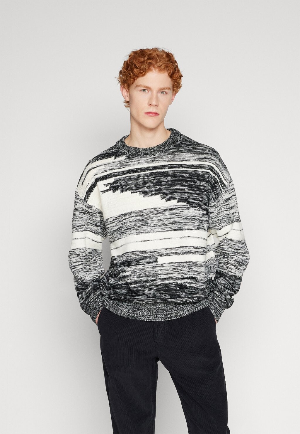 

Свитер JCOREACT CREW NECK Jack & Jones, черный