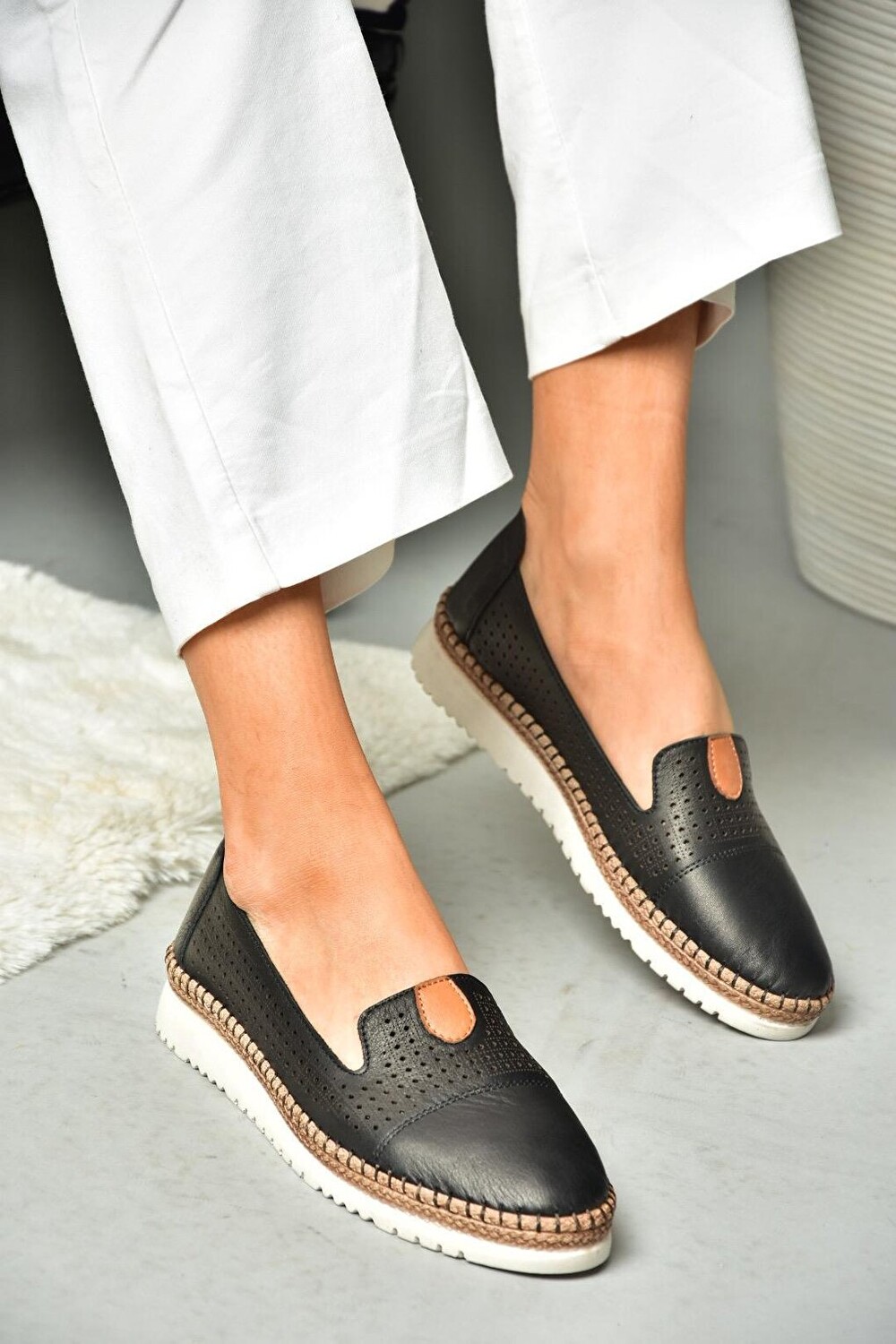 

P5555001 Черная женская обувь Fox Shoes, Черный