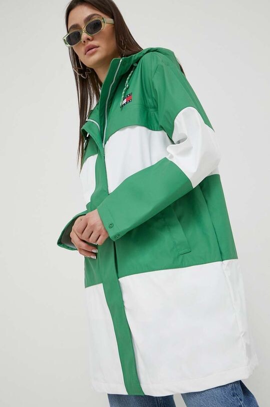 

Куртка Tommy Jeans, зеленый