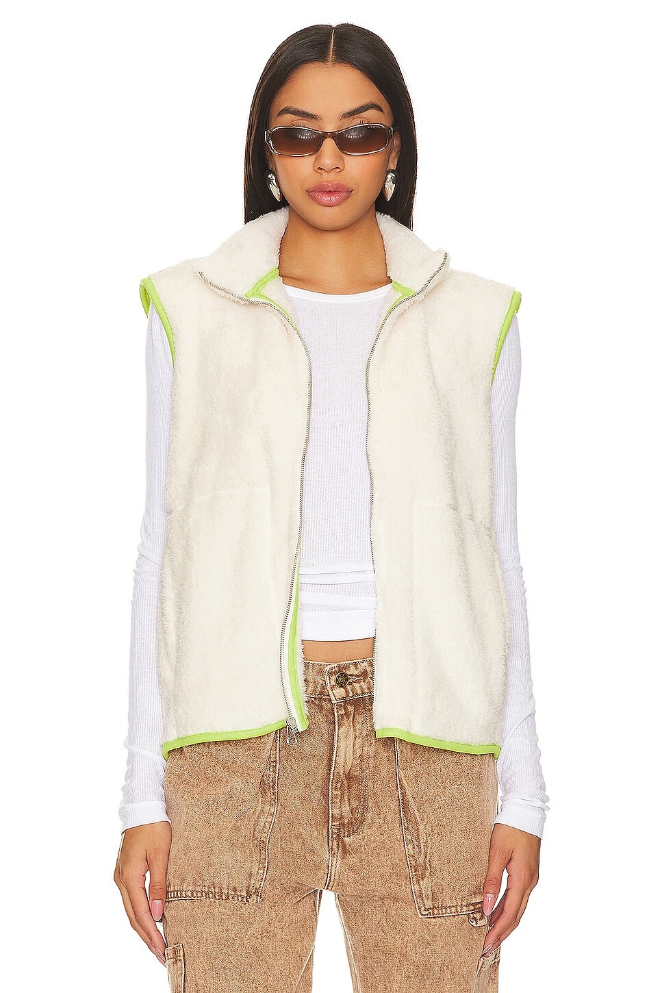 

Жилет SUNDRY Faux Fur Zipper, цвет Cream & Lime