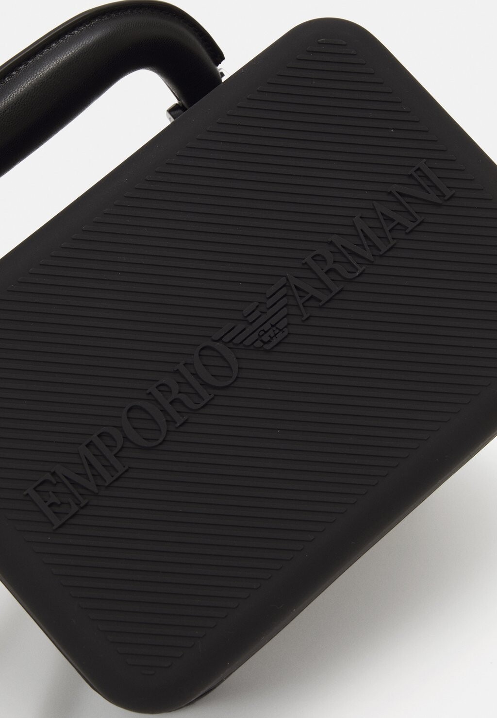 

Сумочка BORSA TRACOLLA Emporio Armani, черный