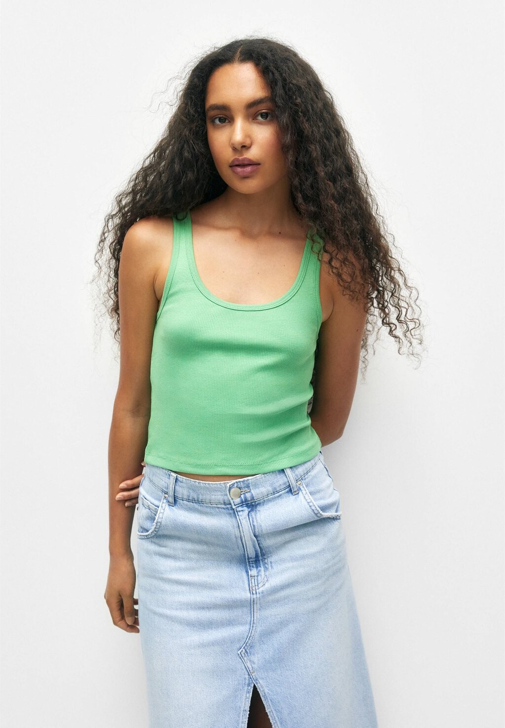

Топ PULL&BEAR, зеленый