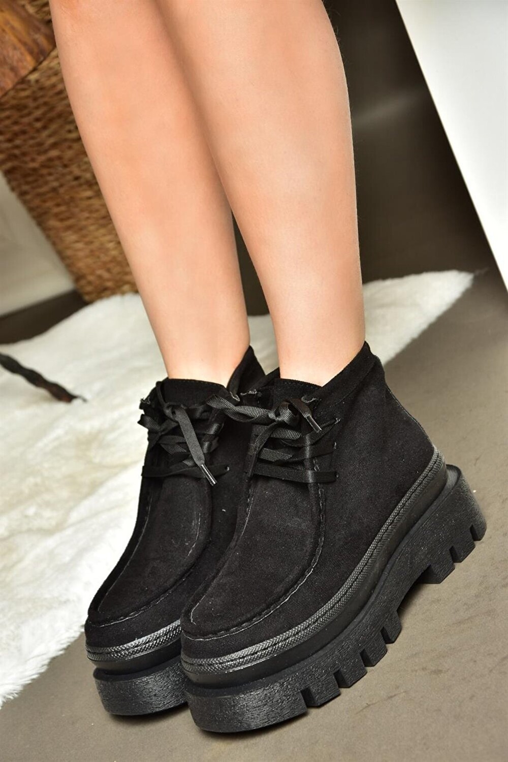 

R2673102 Черные женские ботинки Fox Shoes