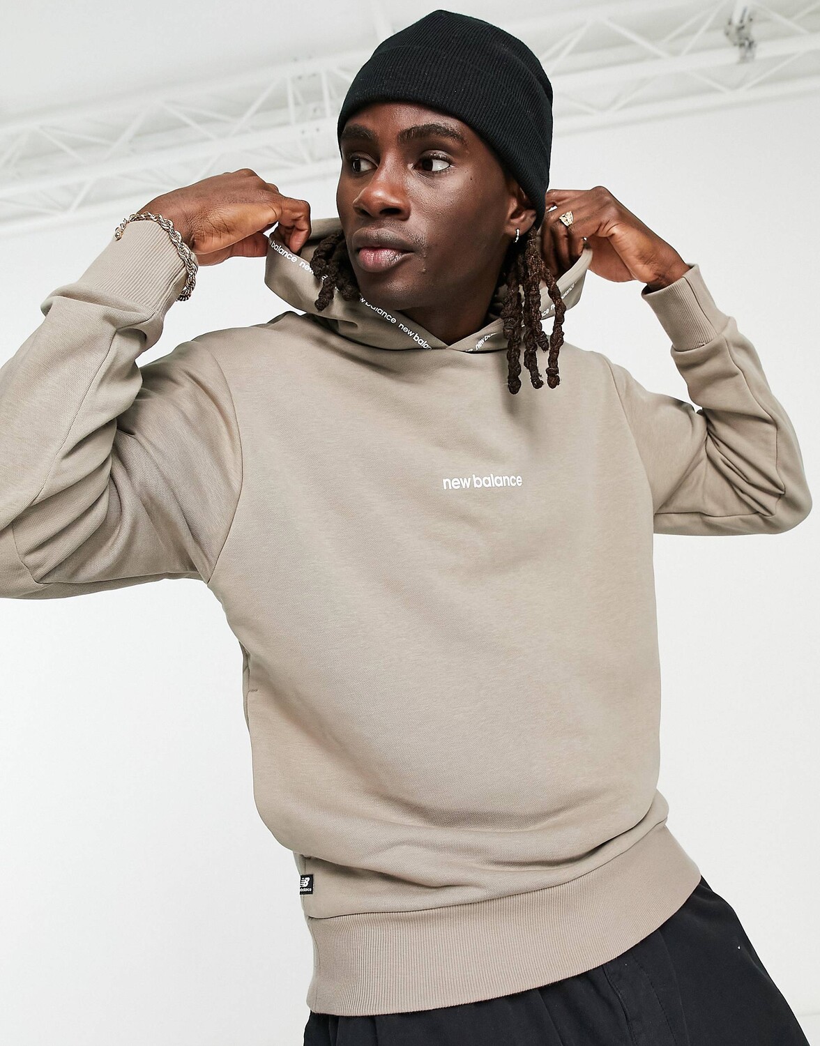 

Худи из камня с линейным логотипом New Balance