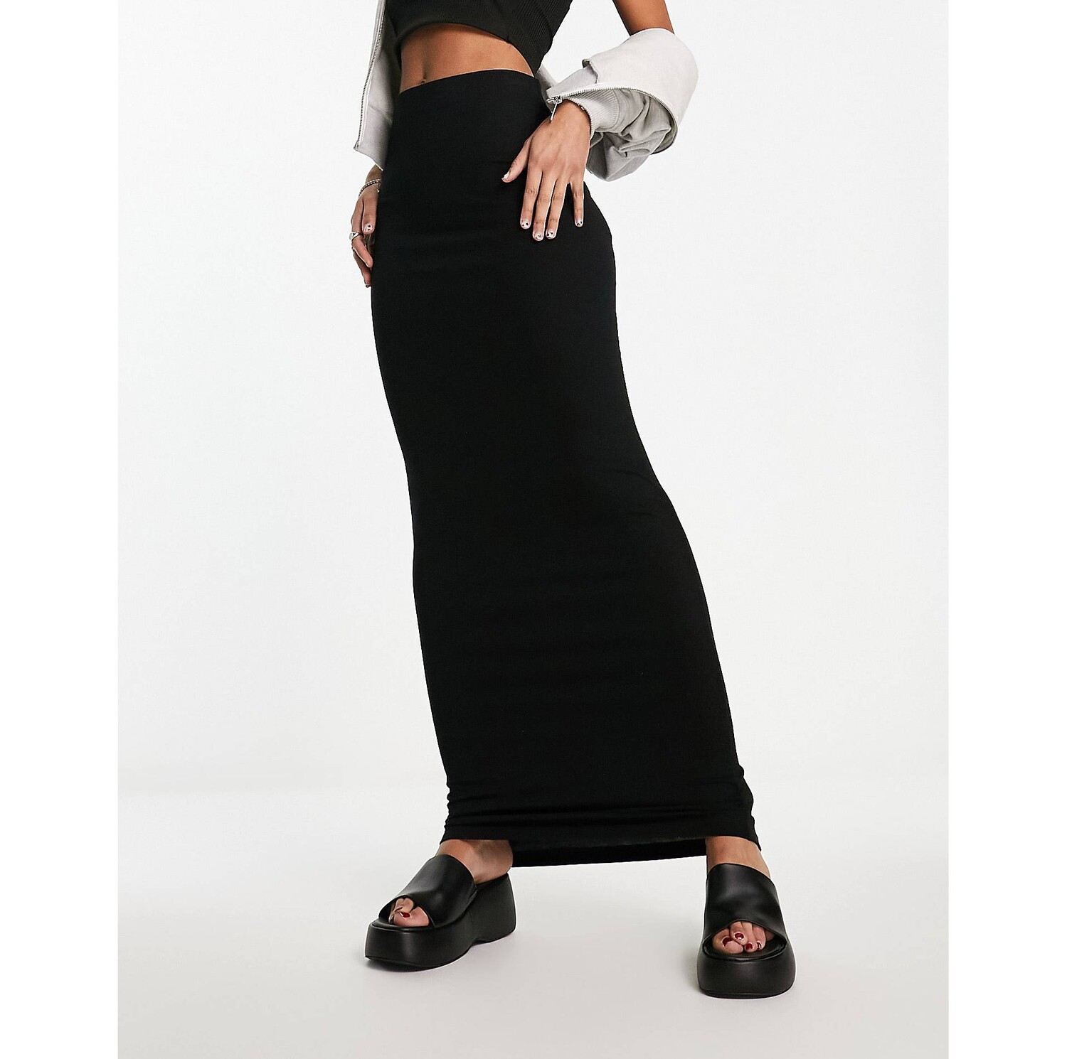 

Черная юбка макси ASOS DESIGN