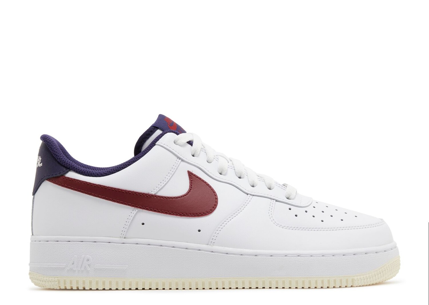 

Кроссовки Nike Air Force 1 '07 'From Nike, To You', белый