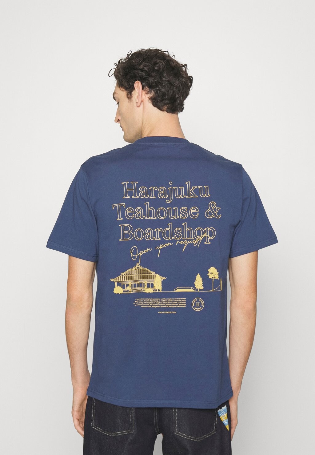 

Футболка с принтом Harajuku Les Deux, цвет midnight blue/mustard yellow