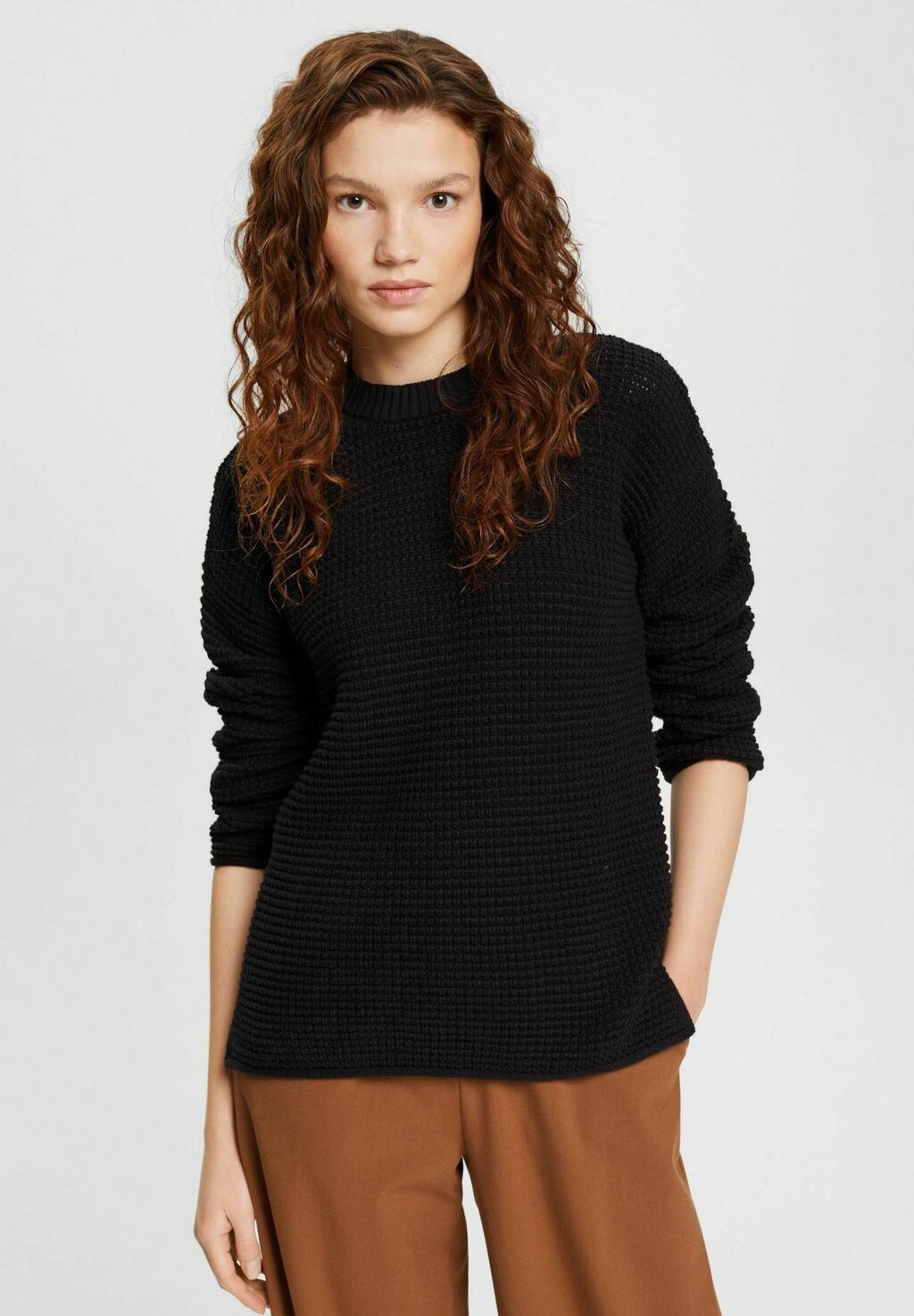 

Джемпер Esprit, черный